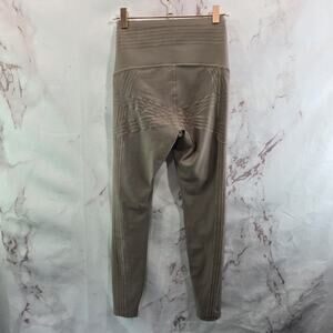 Fanka Leggings Womens XS Beige Nude Seamless Sculpt Pocket Compression 7/8